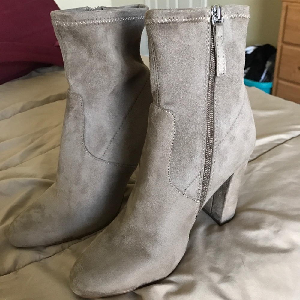 Steve Madden Size 7 Edit Booties